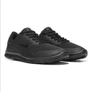 Nike Orive NM All Black Tennis Shoes Sz 9.5